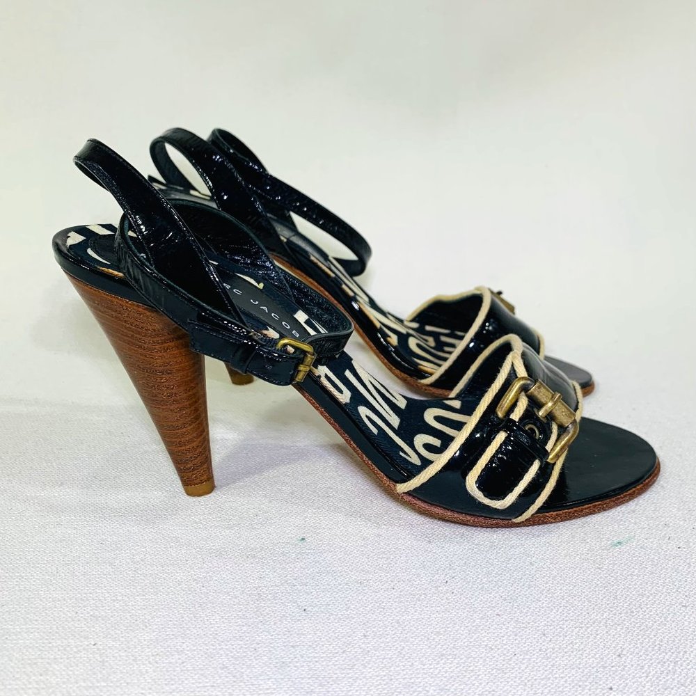 Marc by Marc Jacobs Black Patent Leather Heeled Open Toe Sandals